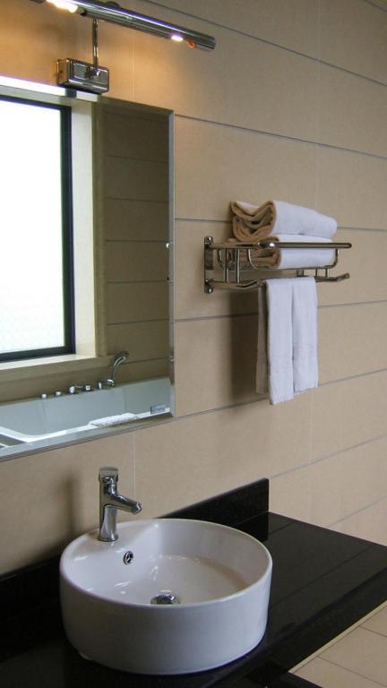 Yangshuo River Valley Resort Hotel 외부 사진